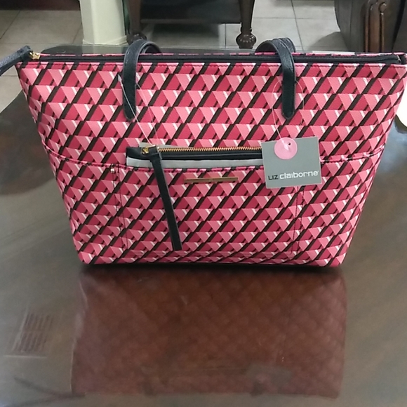 Liz Claiborne Handbags - Liz Claiborne purse,large size